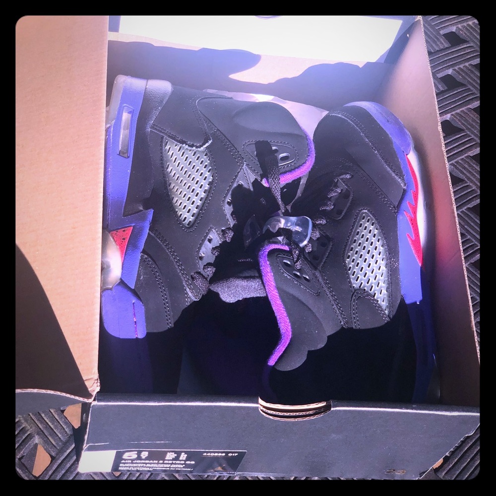 jordan “raptor” 5s size 5.5